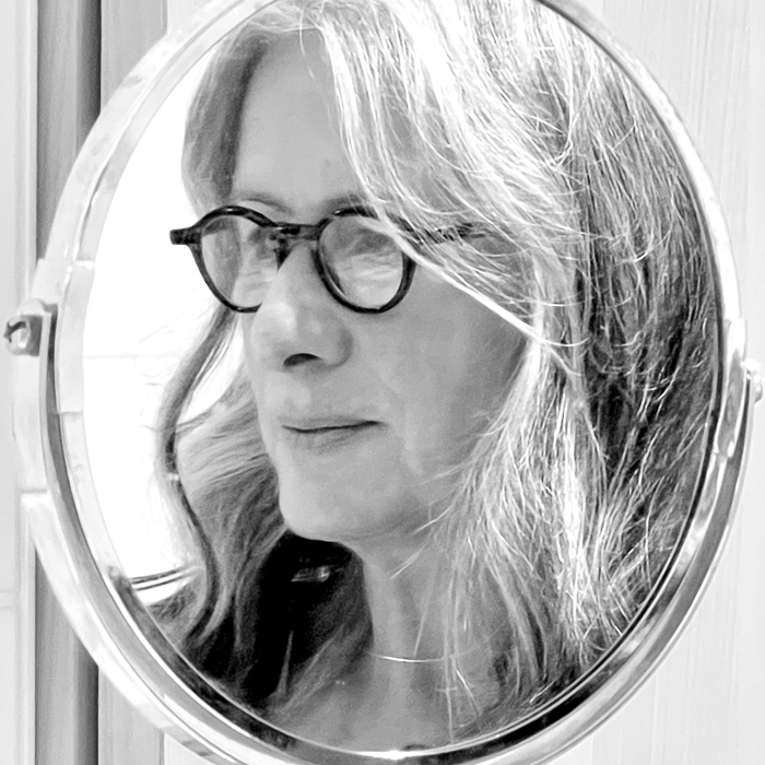 Sigrid Maria Katletz - Den Musen reicht es, Sie fotografieren selber und stellen sich vor...